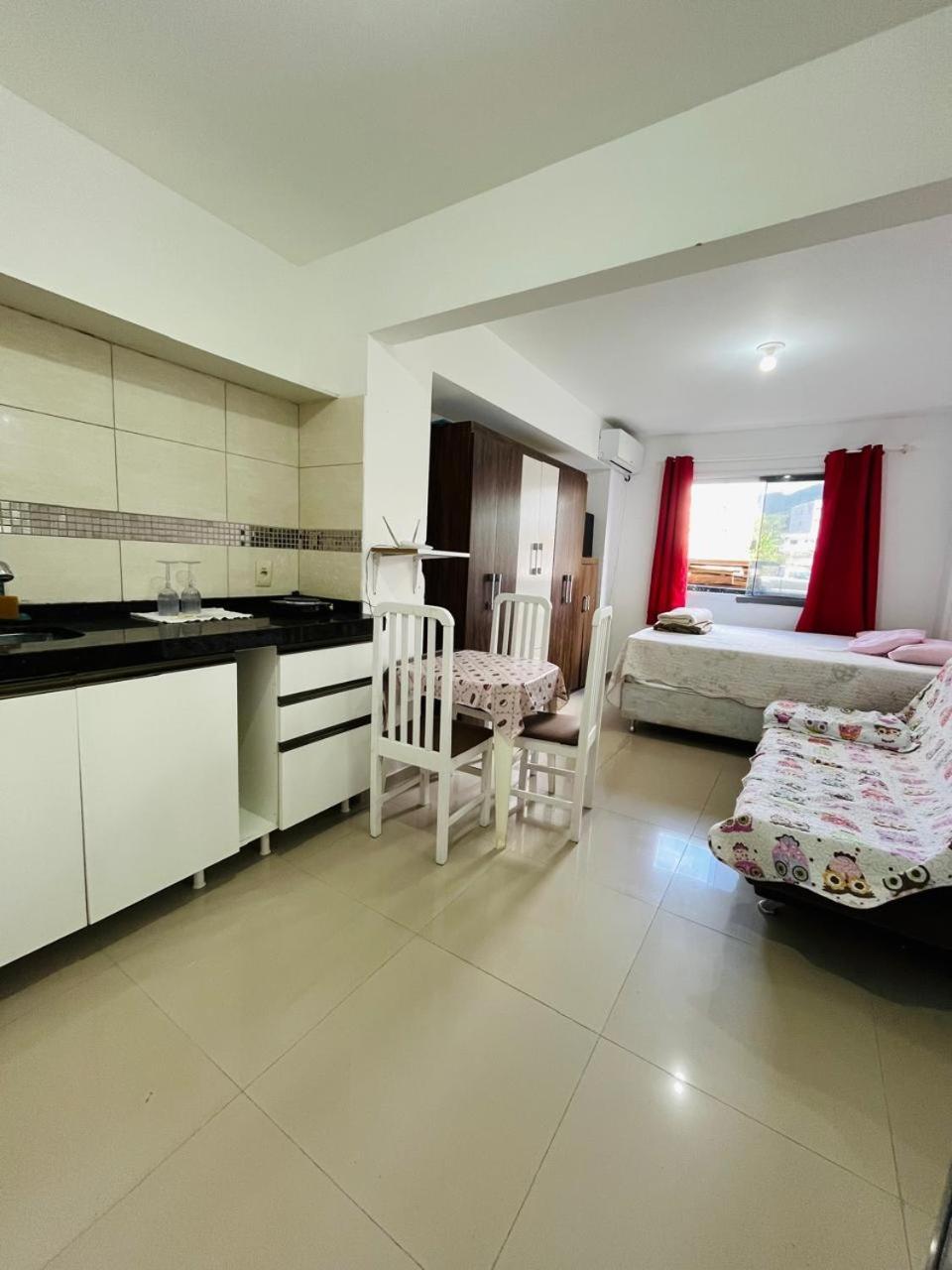 Apartamento Mar Vermelho บัลเนอาริโอ กังโบริว ภายนอก รูปภาพ